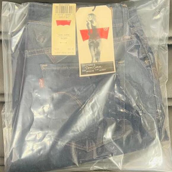 NWT! Levi's Women's Demi Curve Slim Richest Indigo Jeans 4S/27 - Picture 14 of 14